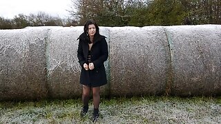 لڑکی اور ایک سیاہ بیل کو پورا کچھ متاثر دانلود فیلم سکسی فول کن عہدوں - 2022-03-04 11:37:25